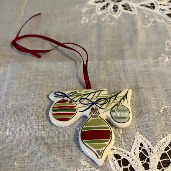 Longaberger 1998 Christmas Ornament - Picture 1 of 5